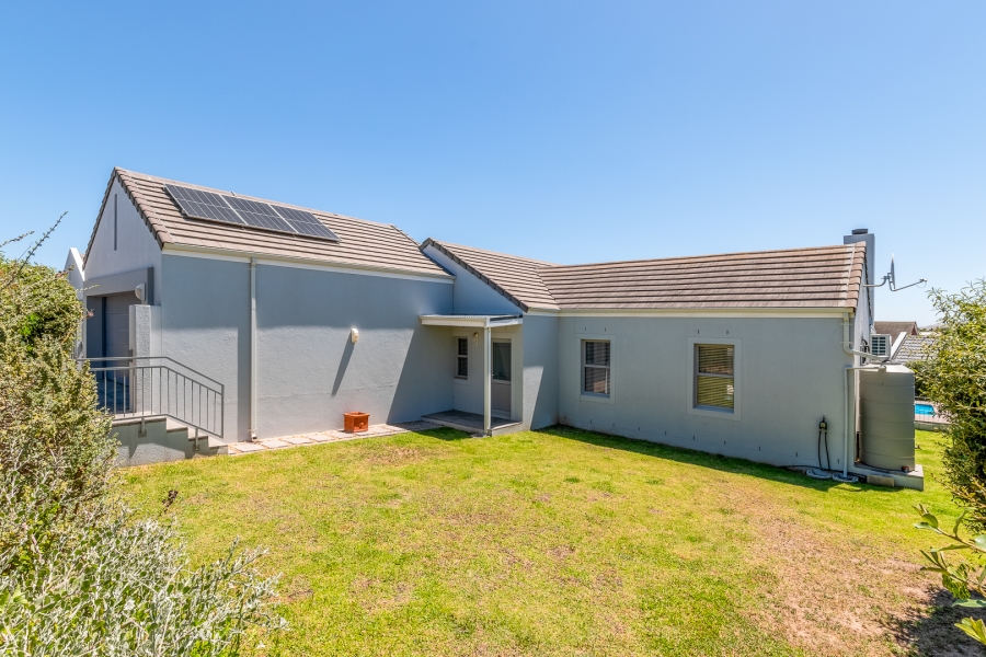 3 Bedroom Property for Sale in Pinehurst Western Cape